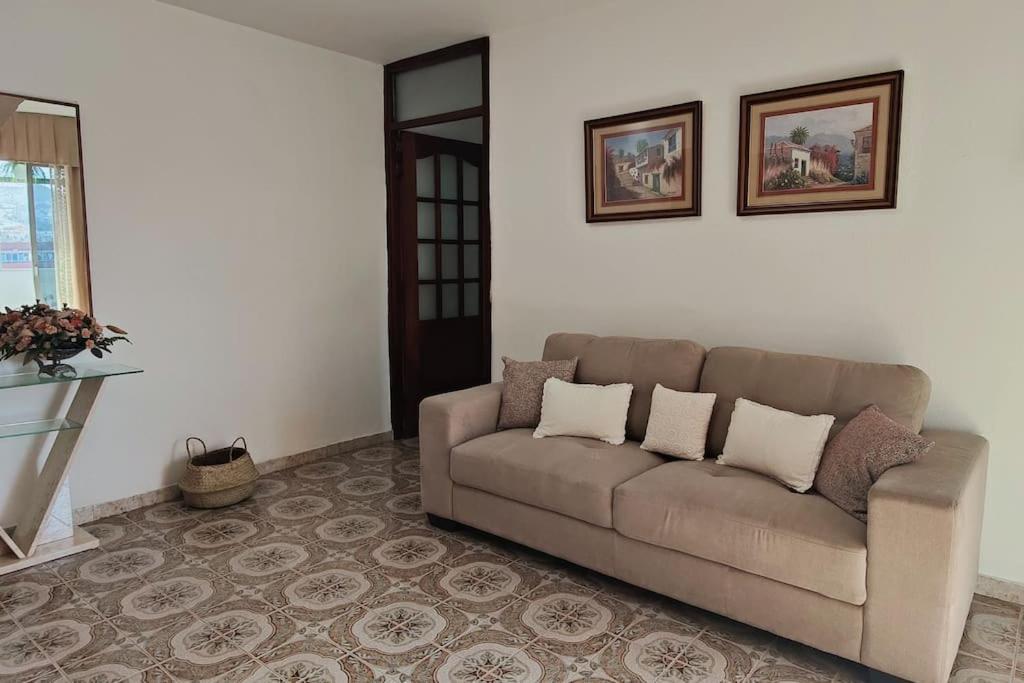 Appartamento Casa Chito Santa Cruz Esterno foto